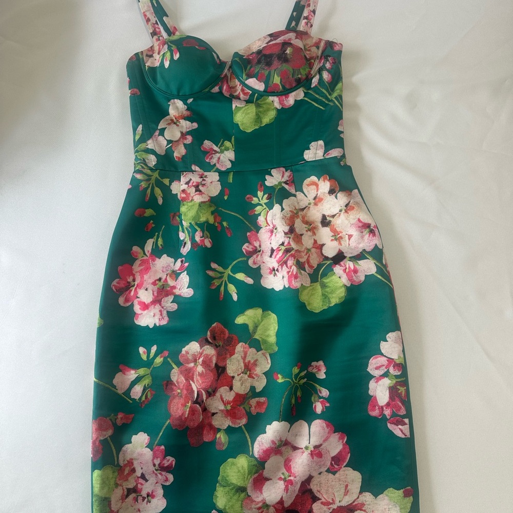 Bronx and Banco Green Sheath Midi Dress Sweetheart Neckline